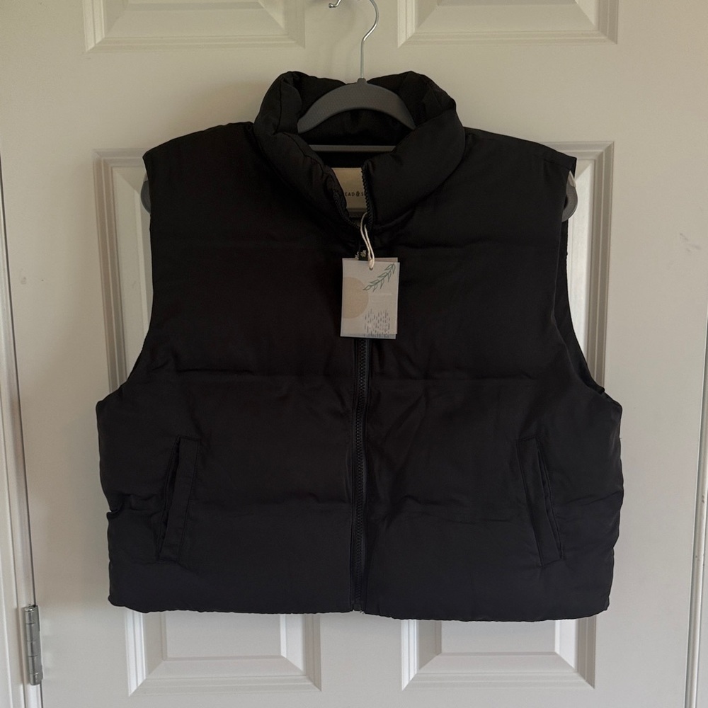 NWT Thread & Supply Puffer Issey Vest in Black Size Large - Picture 2 of 9